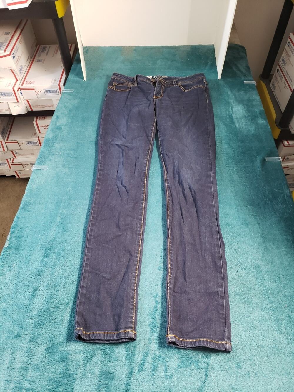 Mossimo Jeans Size 7 Women Blue Pants Denim Stretch Ladies Mid Rise Skinny